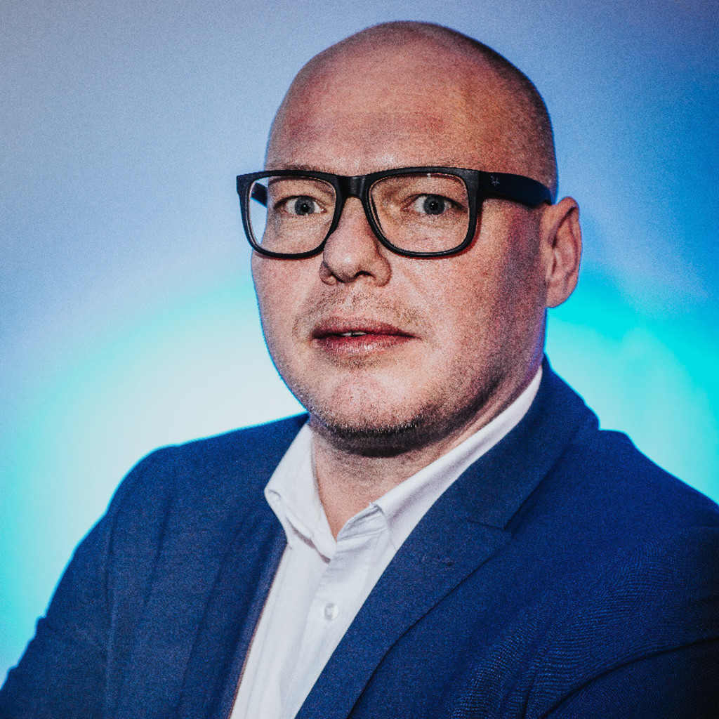 Karl Fischer Senior Account Manager B2B Indirect Sales