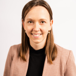 Nicole Busam