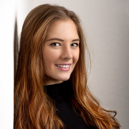Roxana Fischer