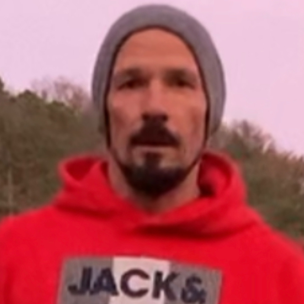 Alex Mackrodt Inhaber Project & Furniture XING