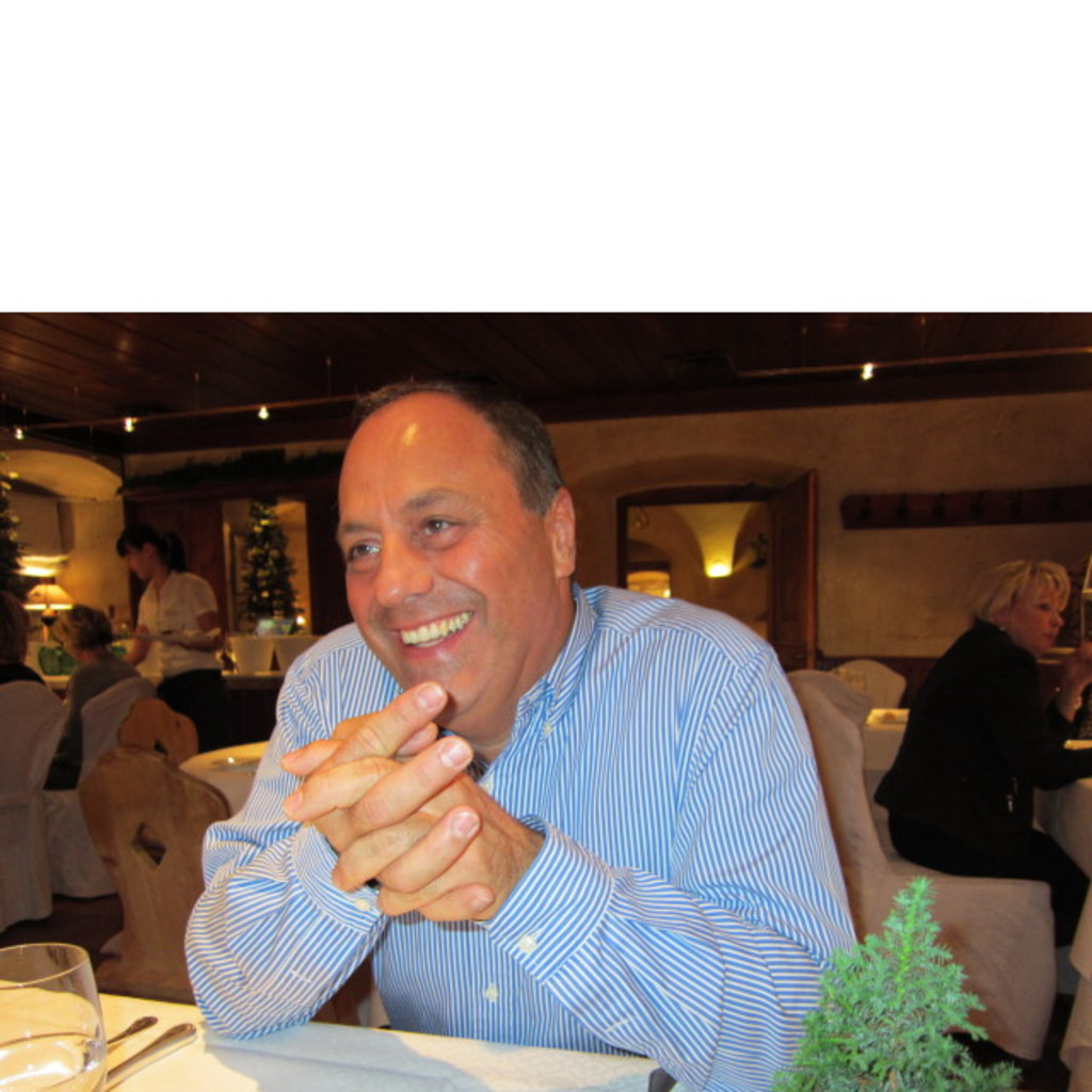 Marcus Rau CEO Confiserie Rau XING