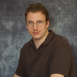 Søren Lindackers