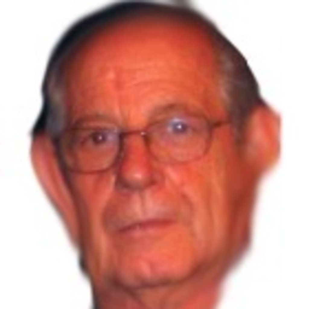 Luis Giner Sanjaime director Comfhoto International XING