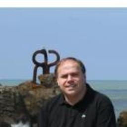 Dr. Volker Grundke