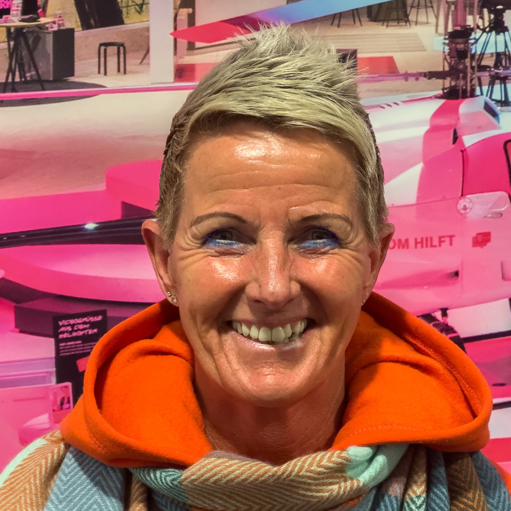 Sabine Ferfers Mitarbeiter Vertriebsinnendienst/ Solution Business