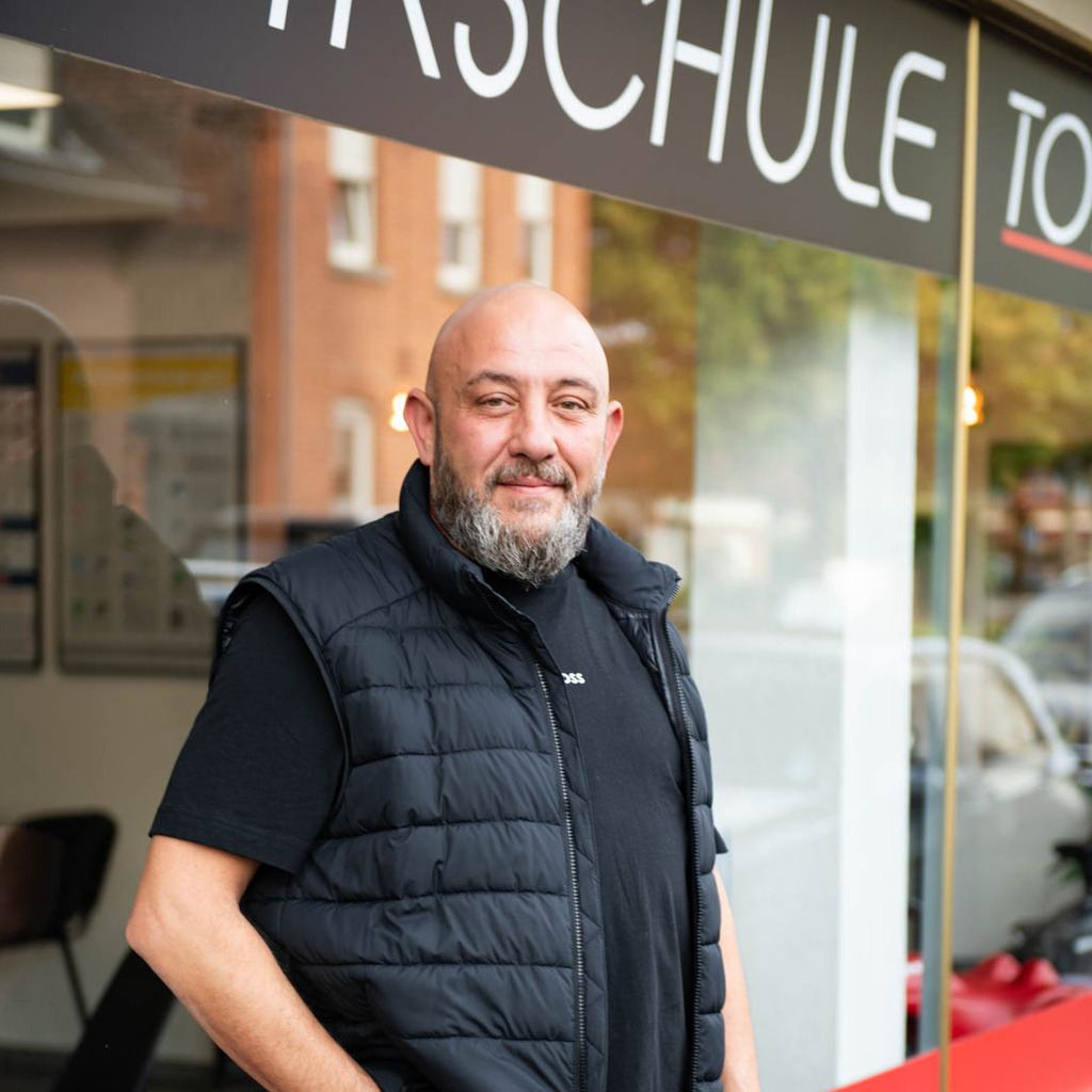 Aziz Camlibel Inhaber & Fahrlehrer Fahrschule Top Speed XING