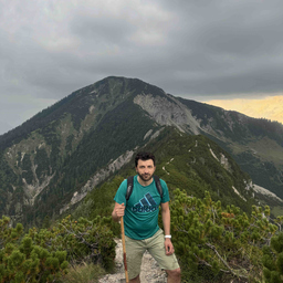 Ayhan Urak