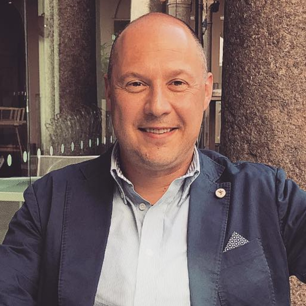 filippo bossi export manager Dolce & Gabbana XING