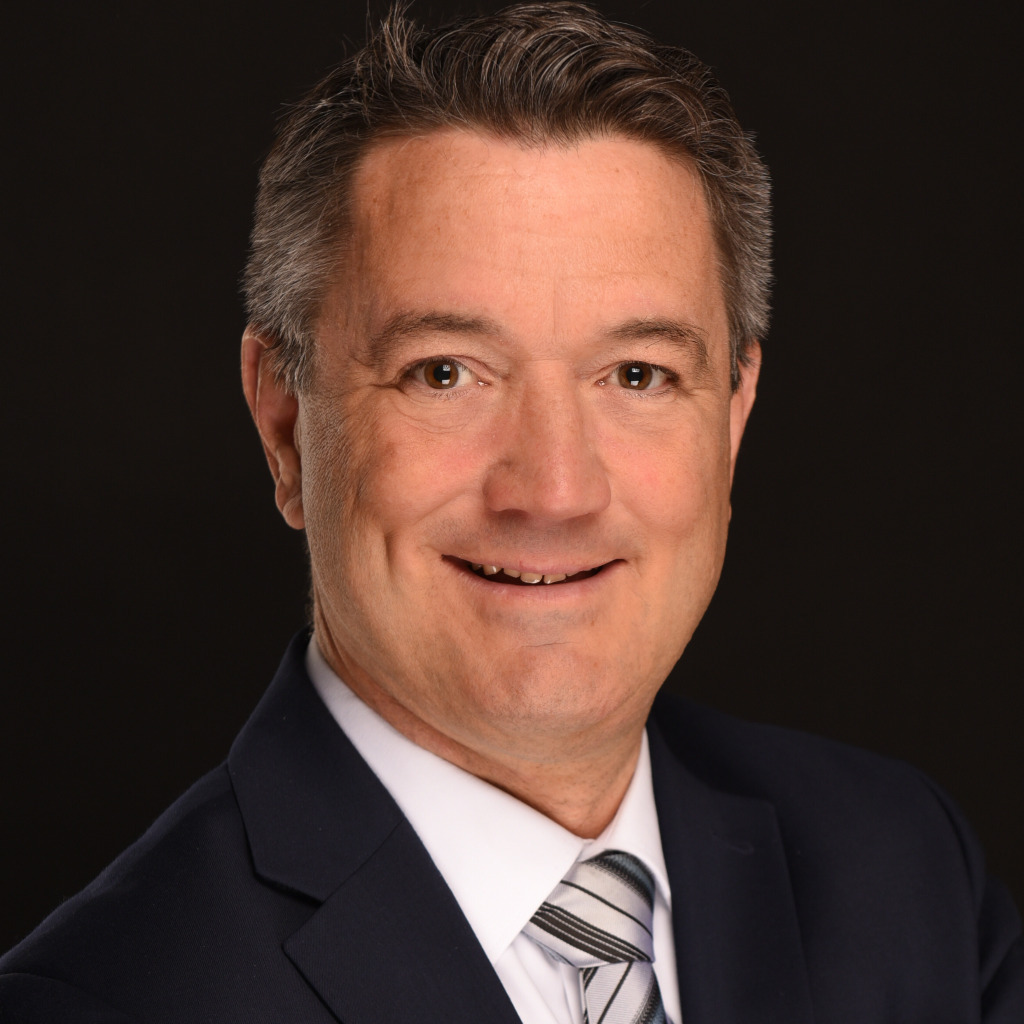 Dr. Christian Steinhausen Senior IT Management Consultant AFFINITY