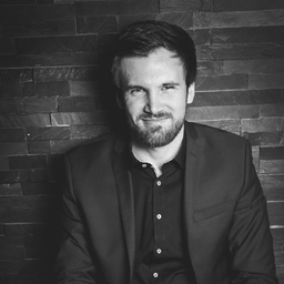 Michael Schneider