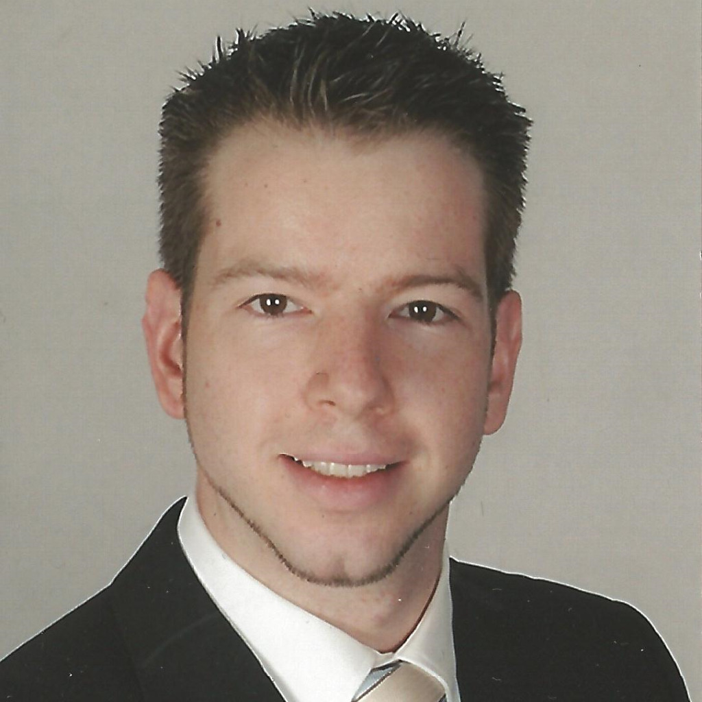 marius-stickel-associate-manager-merck-xing
