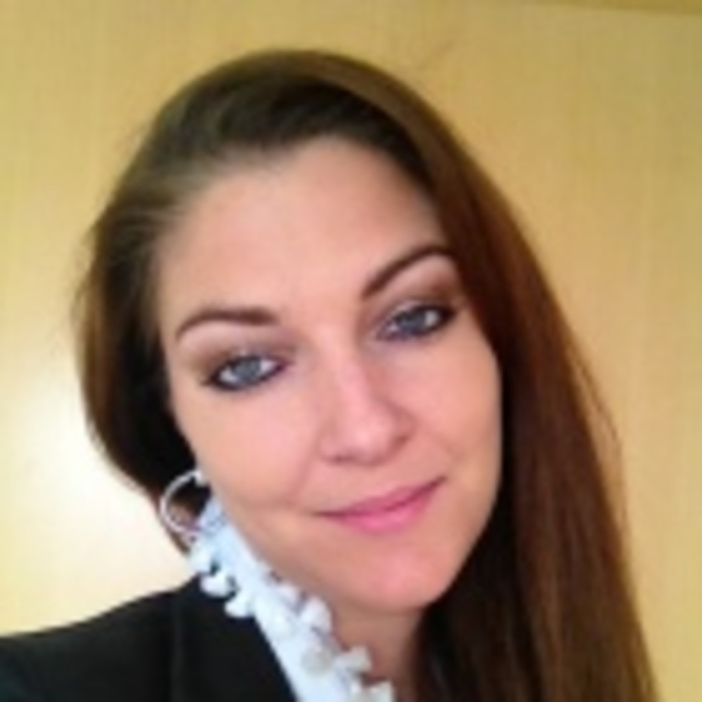 Stefanie Abele Personalsachbearbeiterin Human/Resources Hilite