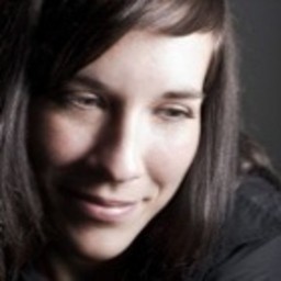 Nicole Straten