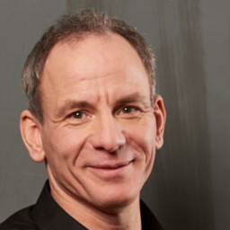 Ulf-Henning Stoll
