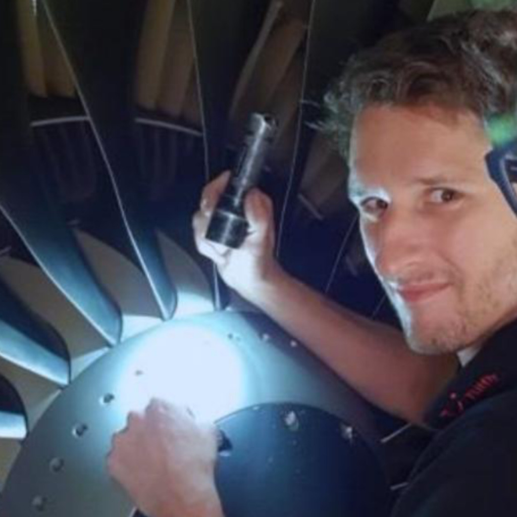 Alexander Freund Fluggerätmechaniker Easa CatB1 Boeing 737NG, 737