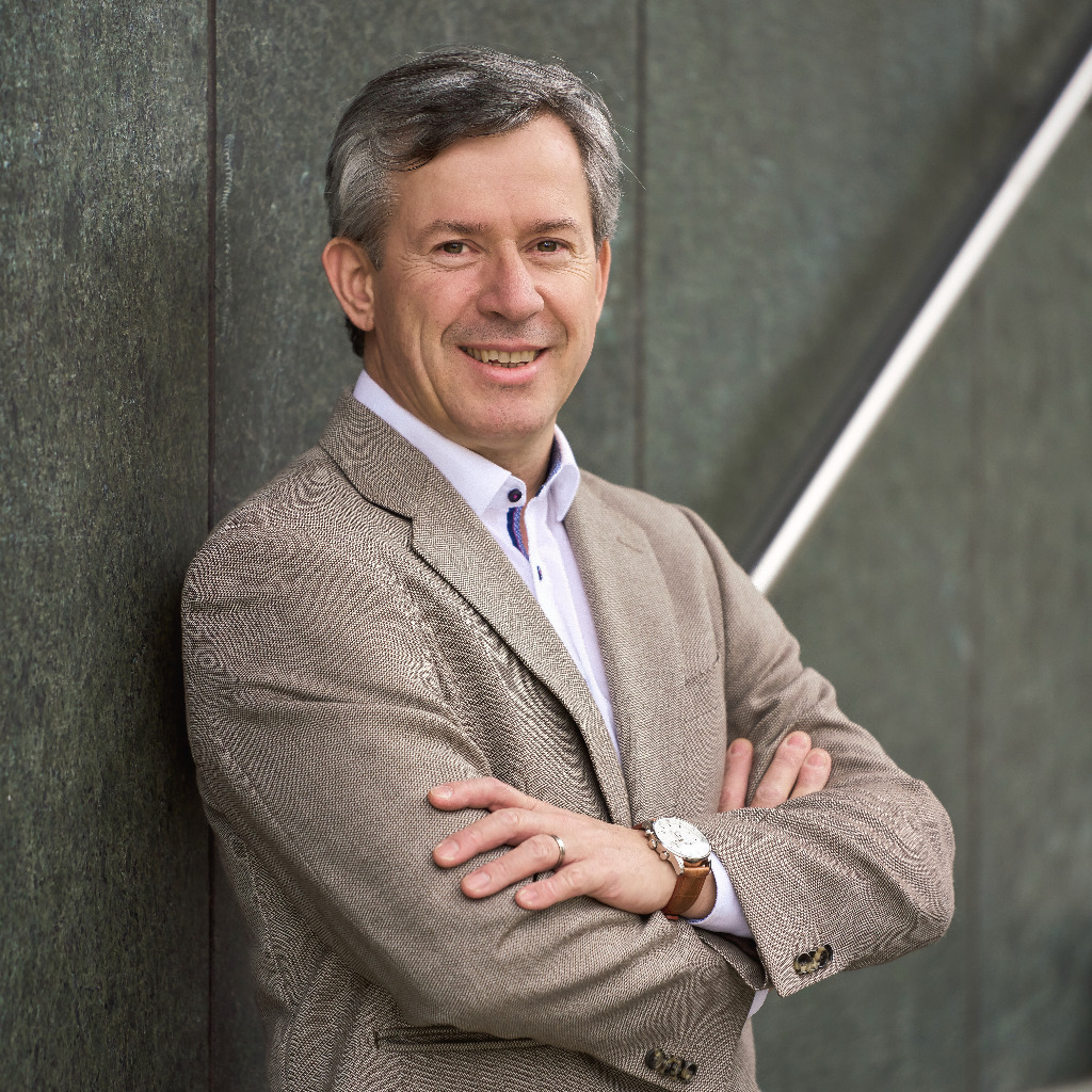 Javier Ramos Pavlov Head of IT Deutsche Saatveredelung AG XING