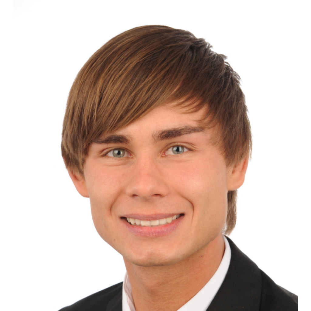 Levko Brodzinski Bachelorand BMW AG München XING