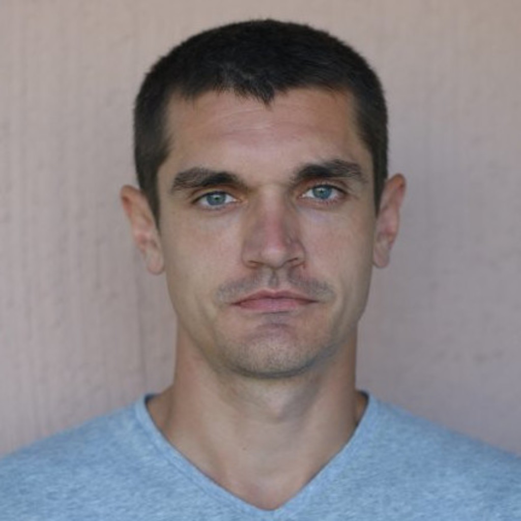 Sergey Evseev Senior iOS Developer Lazada Group XING