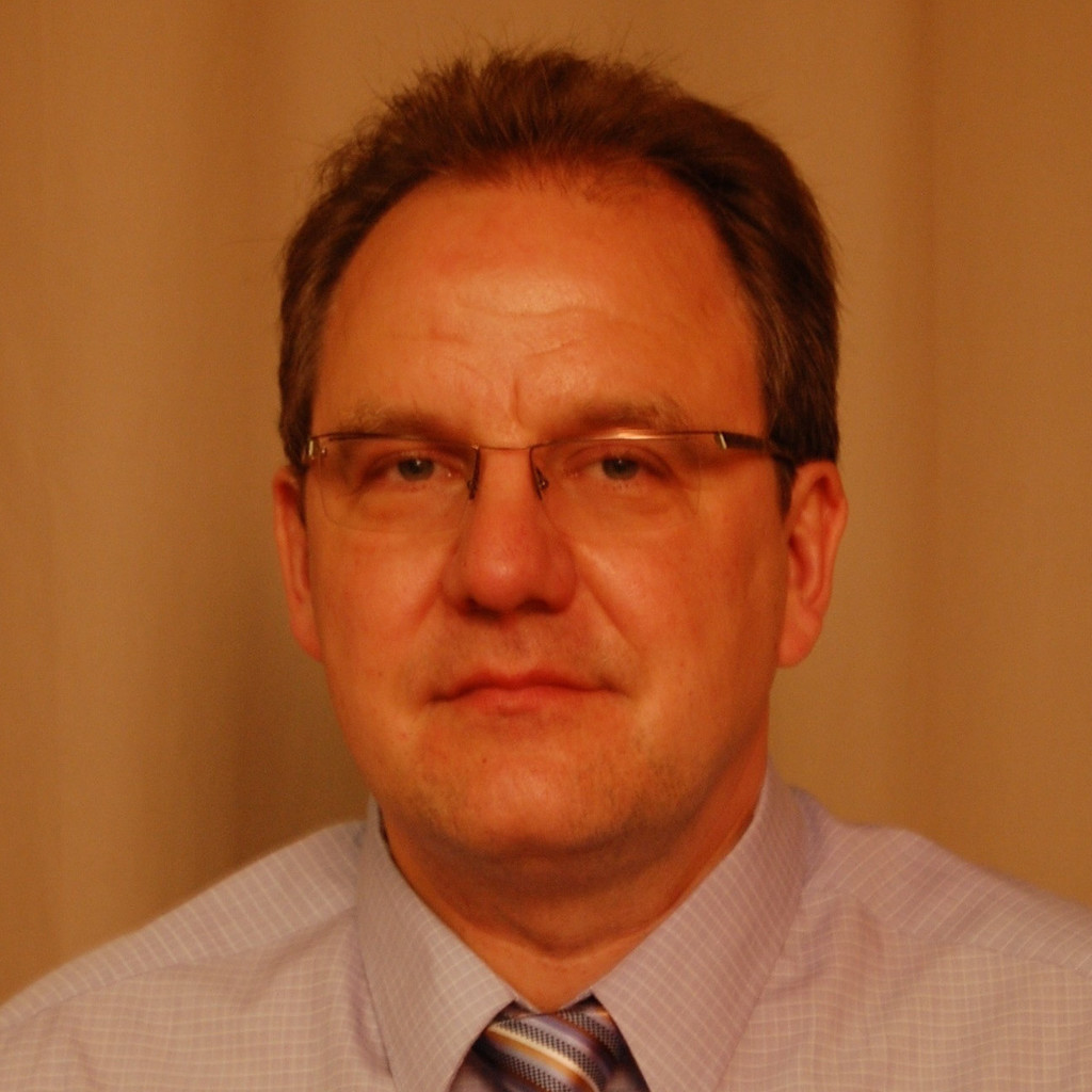 Dipl.Ing. Michael Poeck Projektleitung, Netzwerken bei