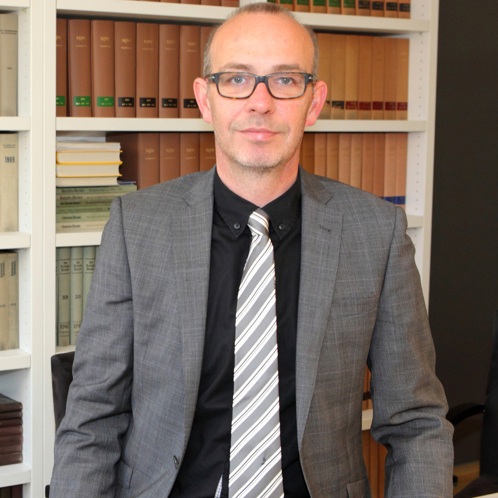 Frank Dallmann in der Personensuche von Das Telefonbuch