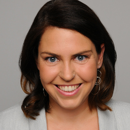 Stefanie Hüser