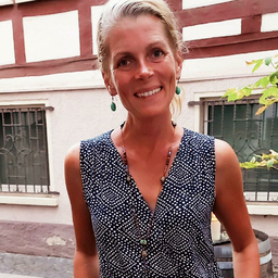 Julia Reinhardt