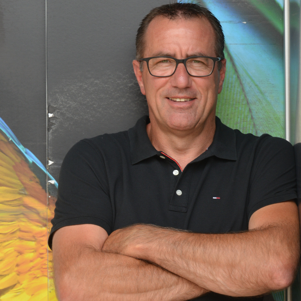 Thomas Büchli Leiter Verkauf Innendienst Makro Art AG XING