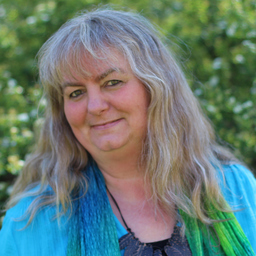 Mag. Bettina-Nicola Lindner