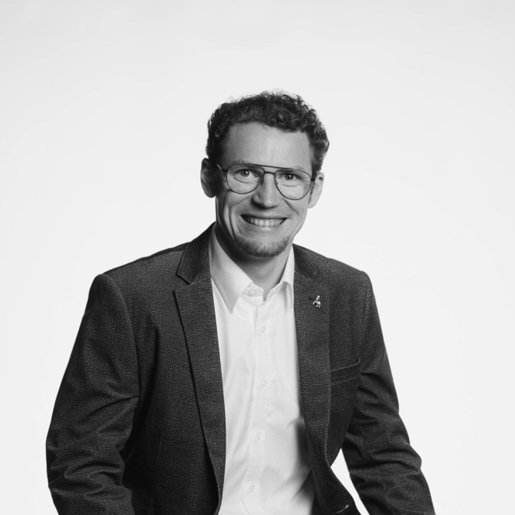 Dipl.Ing. Clemens Stern Vertrieb Energieeffizienz SIEMENS XING