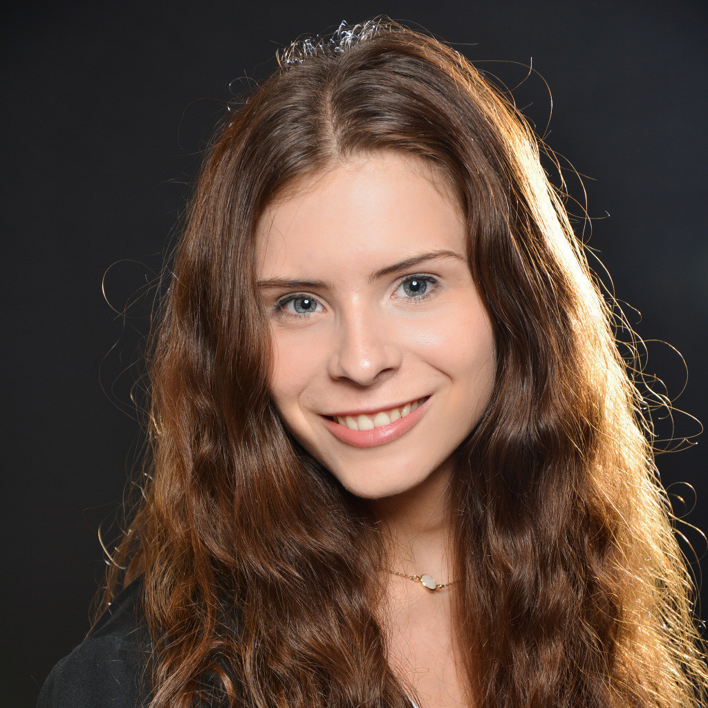 Social Media Profilbild Viktoria Göhring 