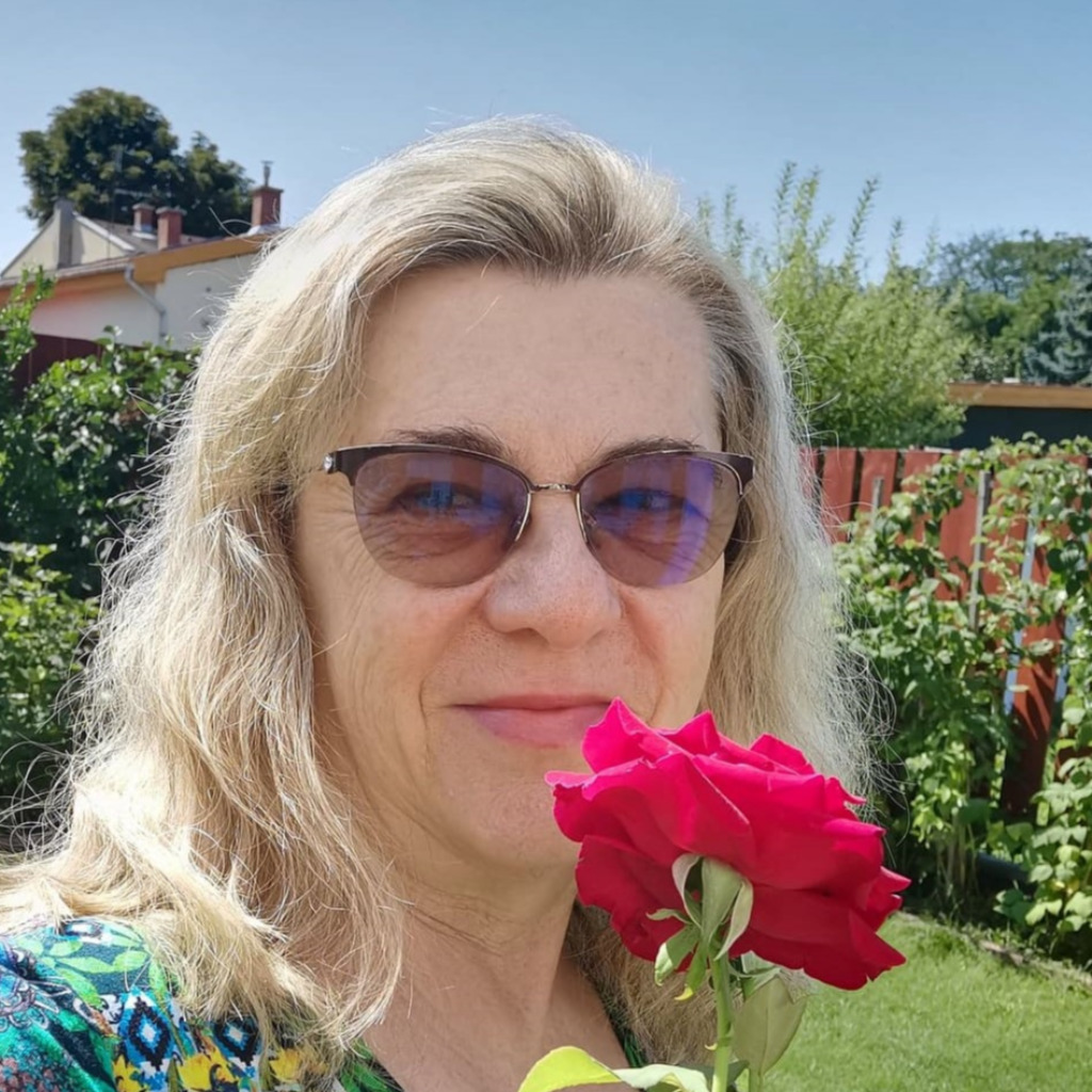 Beatrix Toth a naturopath Budakalász XING