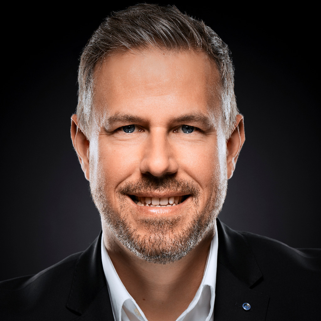 Thomas Rupp - Bezirksdirektor, Experte für Mitarbeiter Benefits und ...