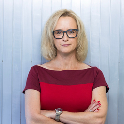 Petra Demuth
