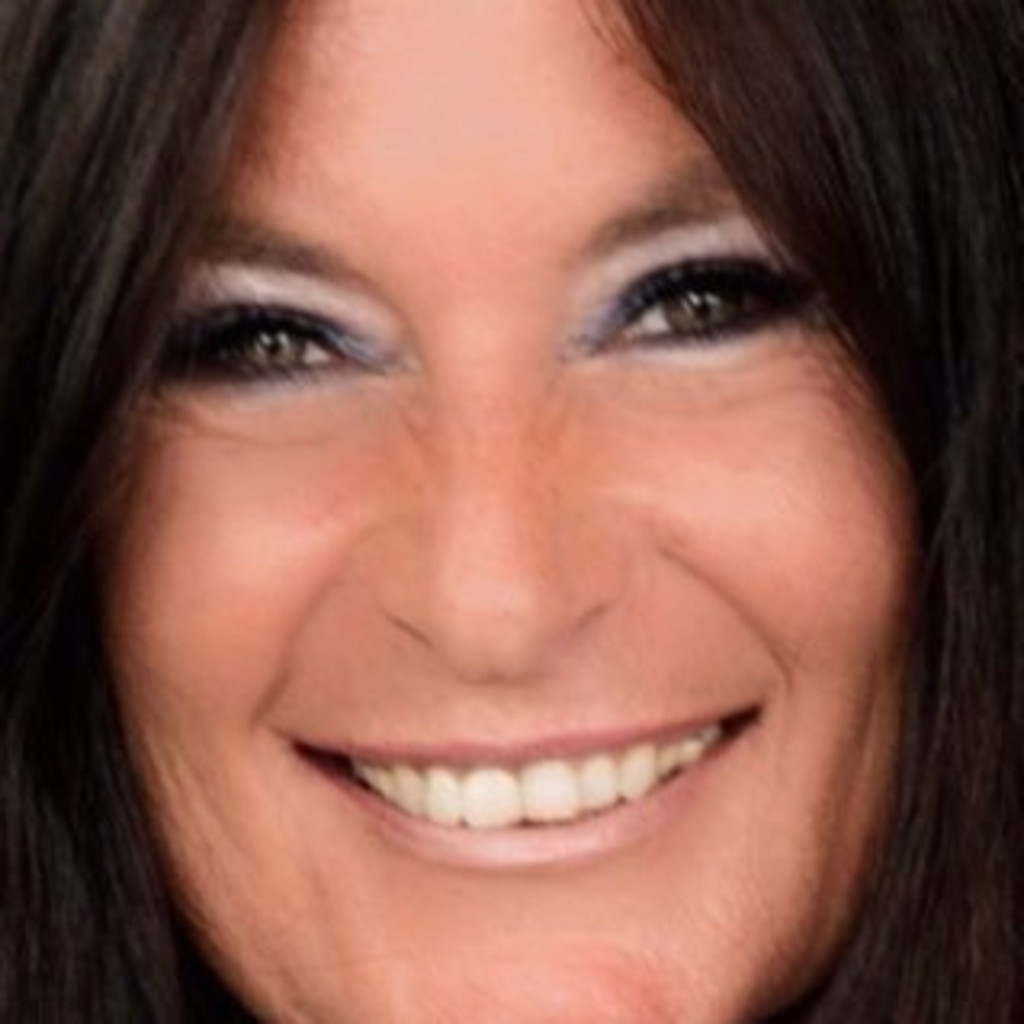 Bettina Ulmer Organisationsdirektor Bemer International AG XING