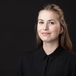 Nadine Elischer
