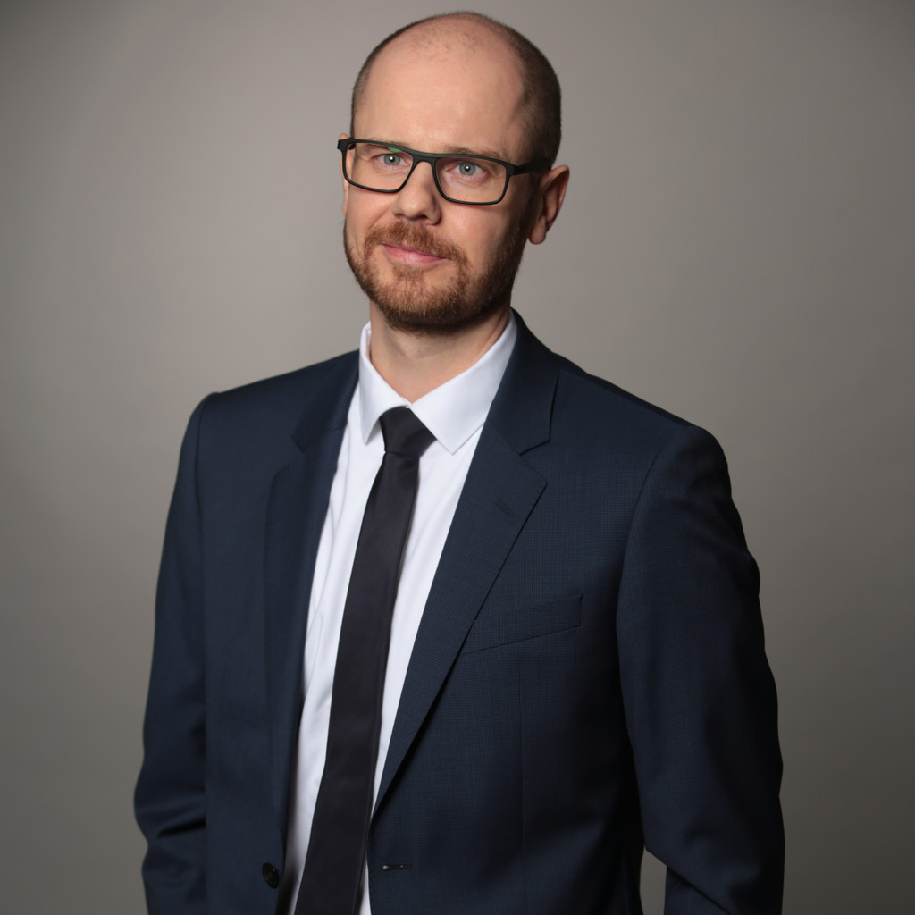 Dr. Thorsten Berg Head of Global IP Performance Materials, Director