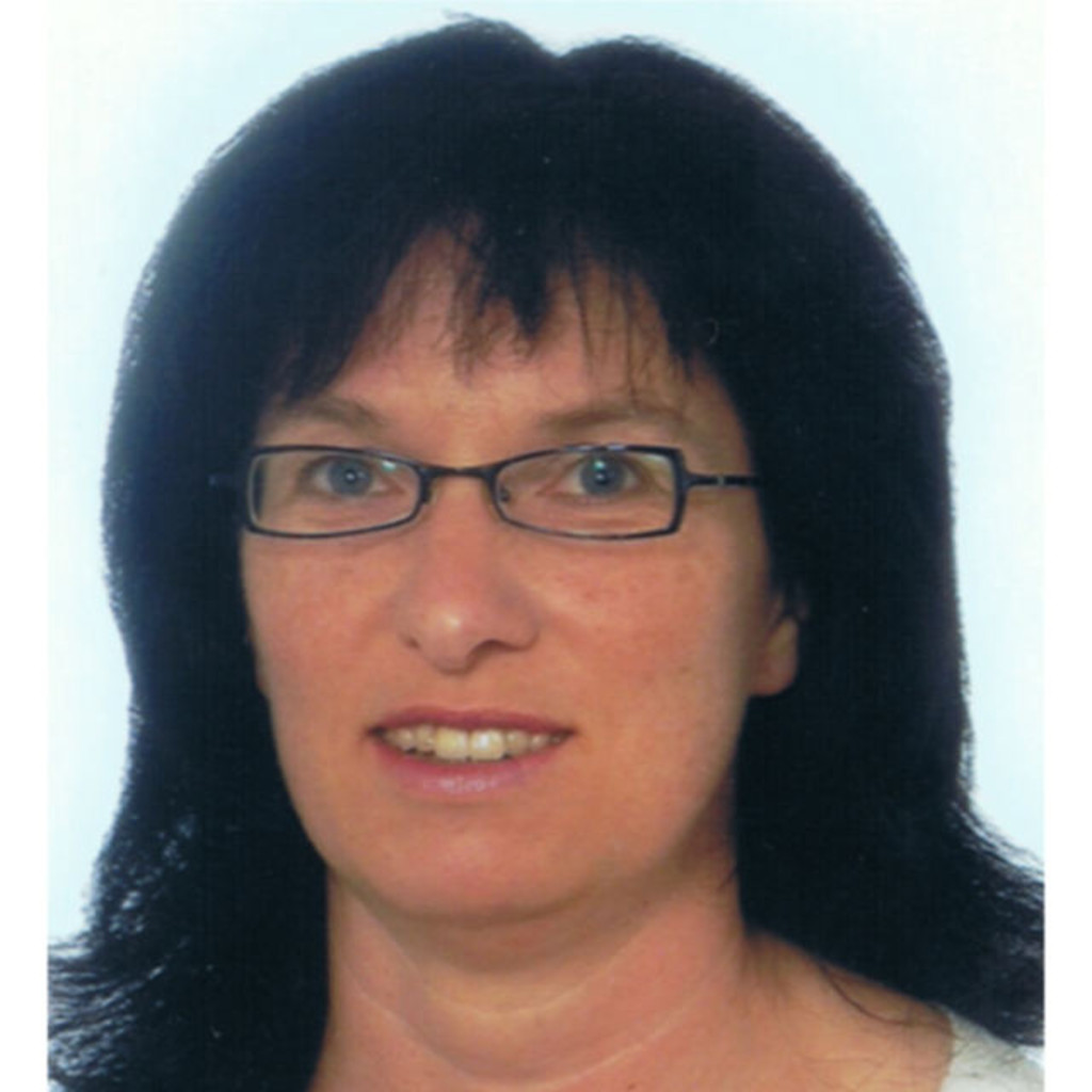 Martha Huber Dipl. Verwaltungswirtin (FH) Freistaat Bayern XING