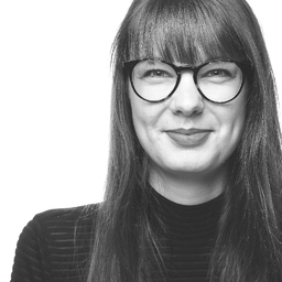 Dr. Theresa Sophie Busse