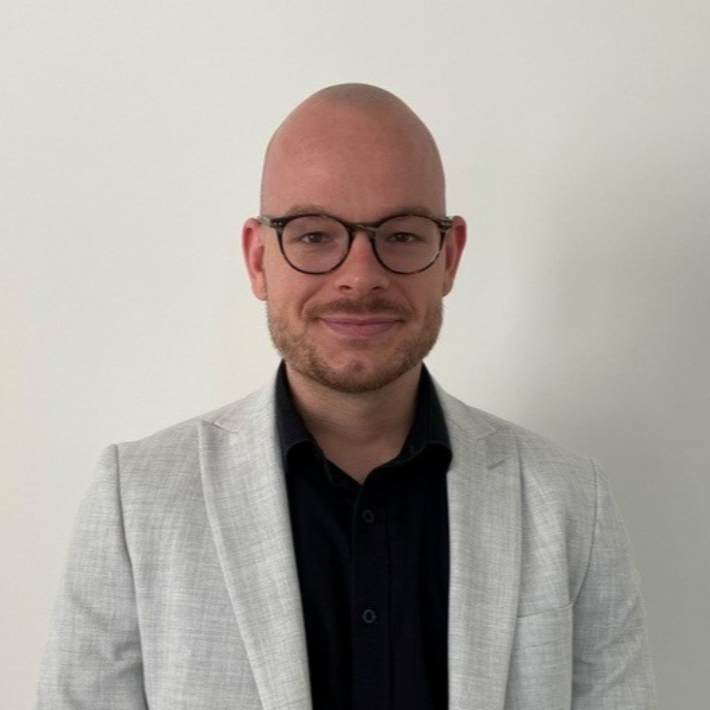 Eric Müller Projektmanager Amadeus Fire XING