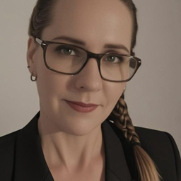 Manuela Knops