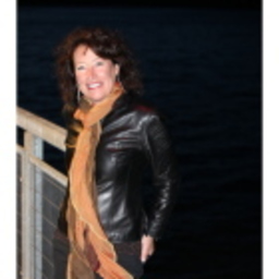 Debra Van Tuinen