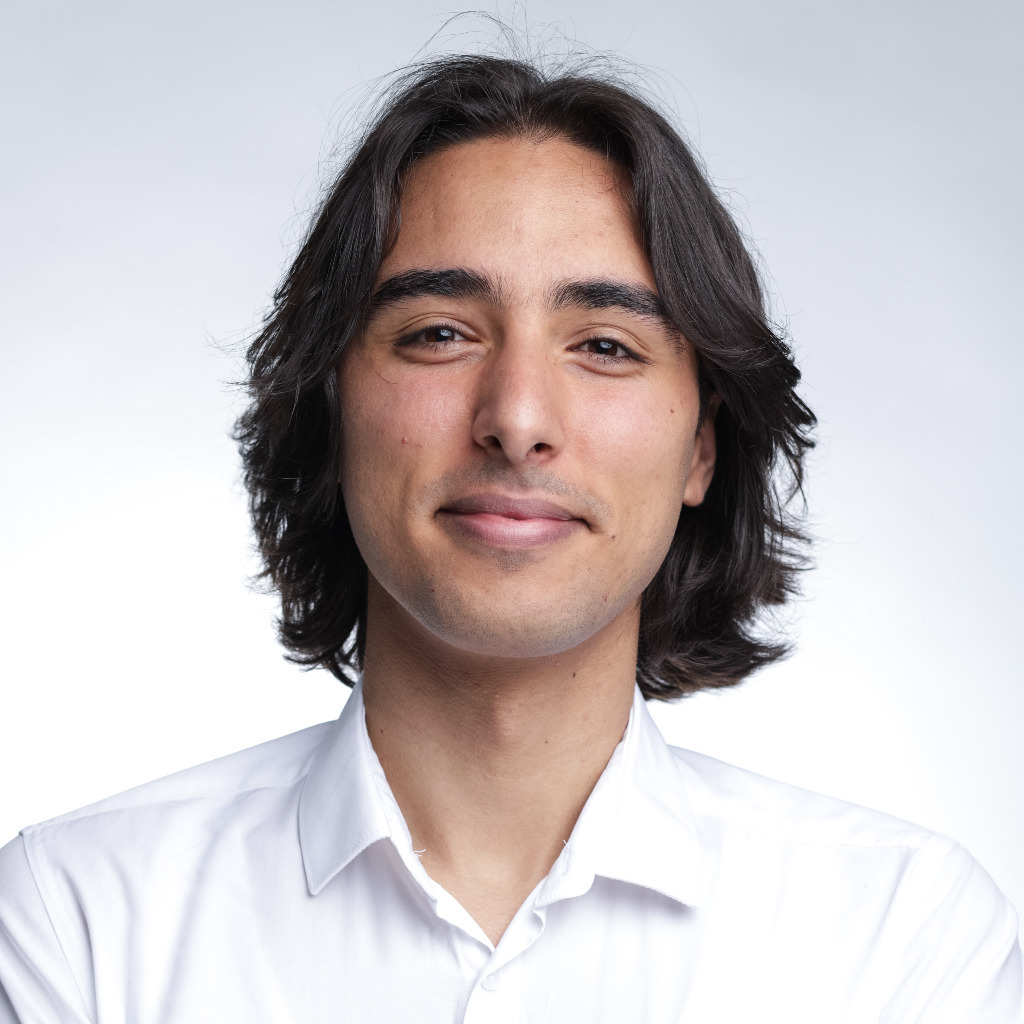 Mohamed Taher Arab Werkstudent Swiss Life Select Deutschland XING