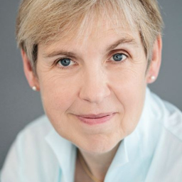 Dr. Iris Hohberg