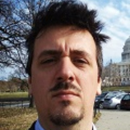 Áron Kertész
