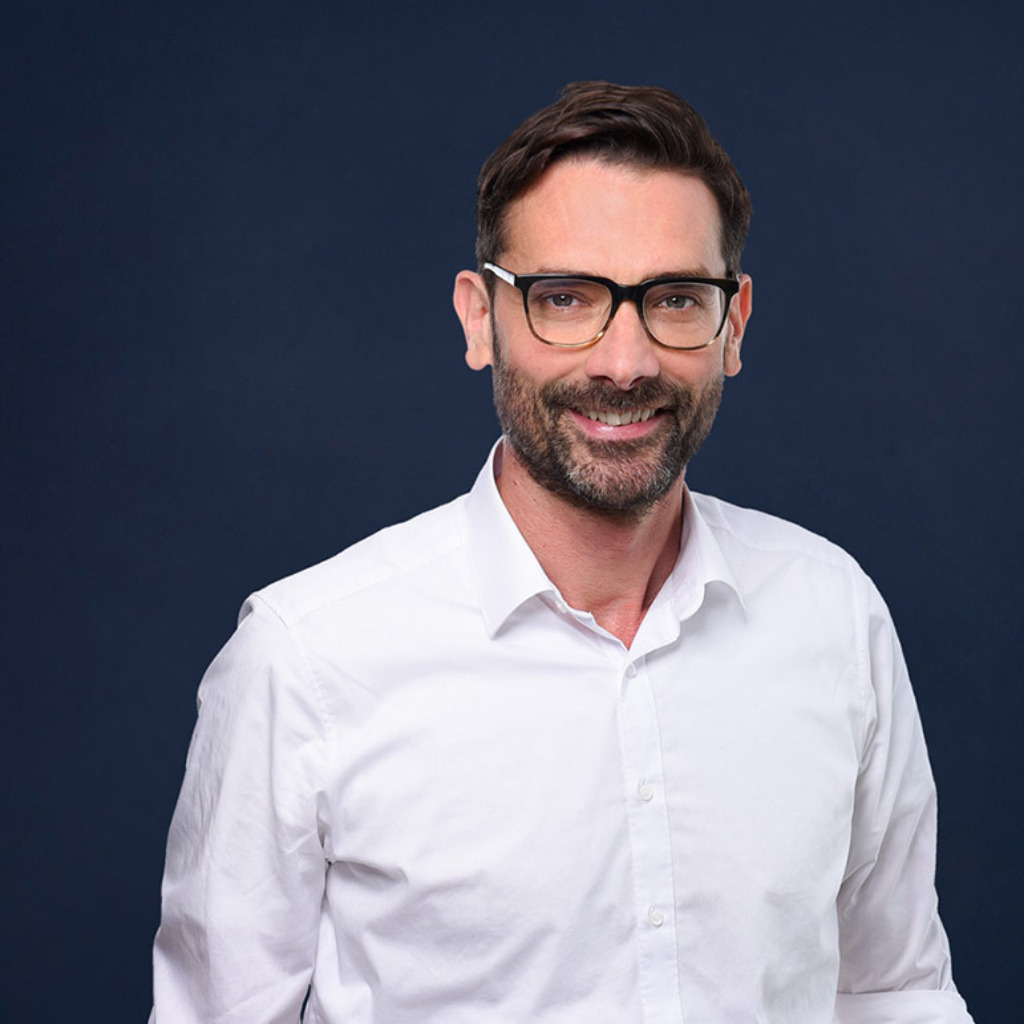 Prof. Gerald Moll Professor for Communication Design Hochschule