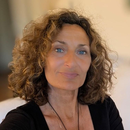 Jasmin Hadjpour