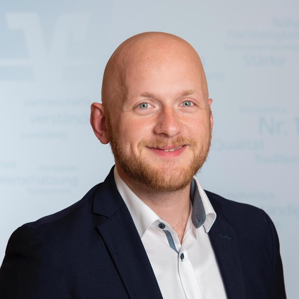 Jon Hansen Finanzberater R+V Versicherung XING