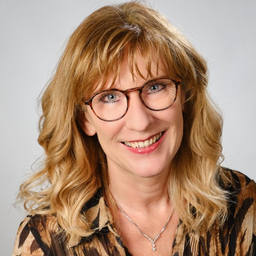 Evelyne Huber