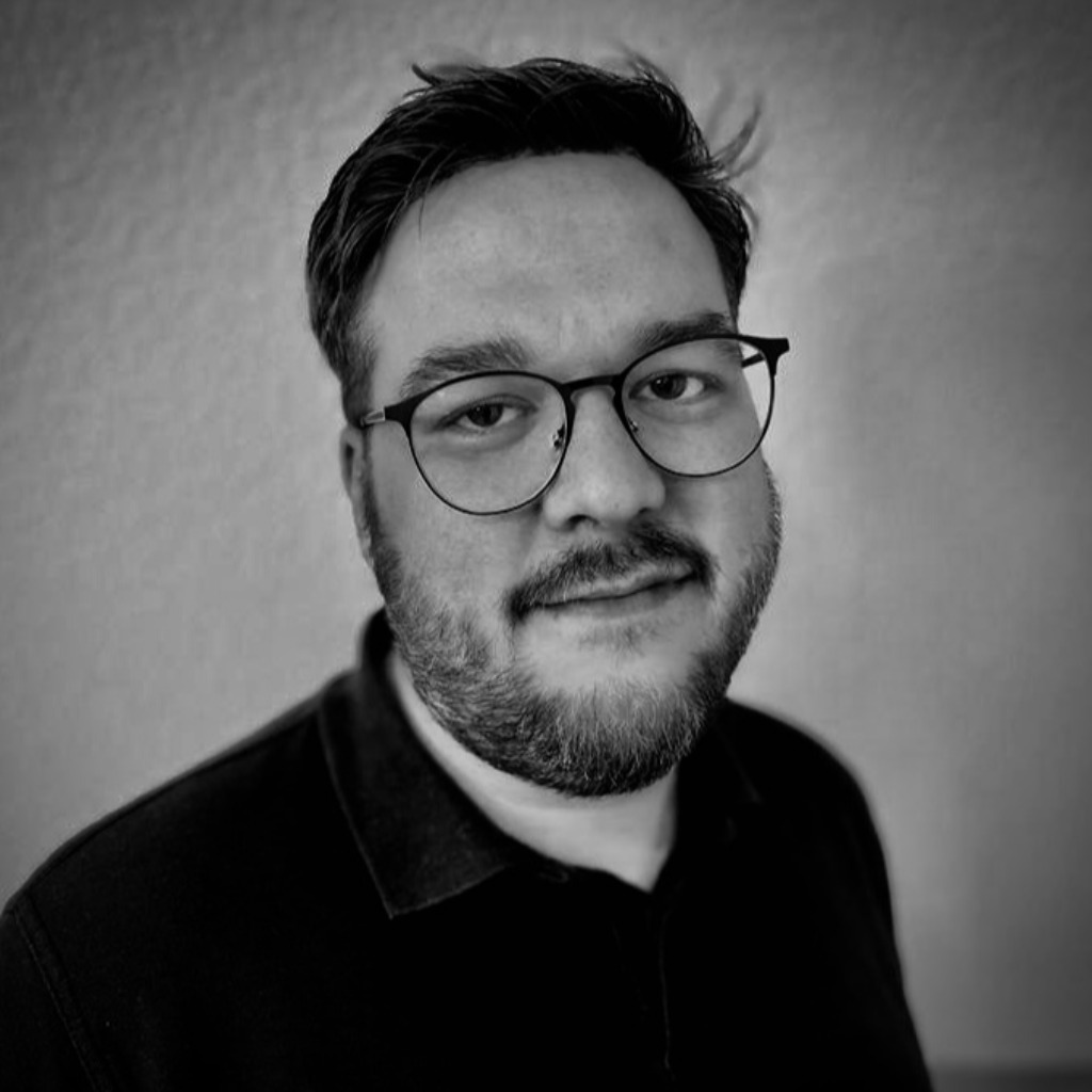 David Smit Junior Consultant Viada GmbH & Co. KG XING