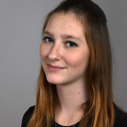 Julia Wolf